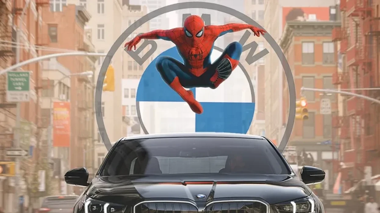 BMW shfaq reklamën e Spider-Man në ekranet e veturave