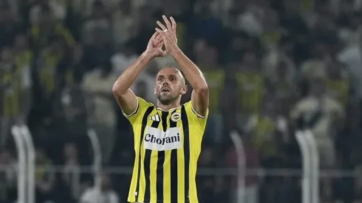 Vedat Muriqi i kthehet zakonit të vjetër, shënon gol për Fenerbahcen