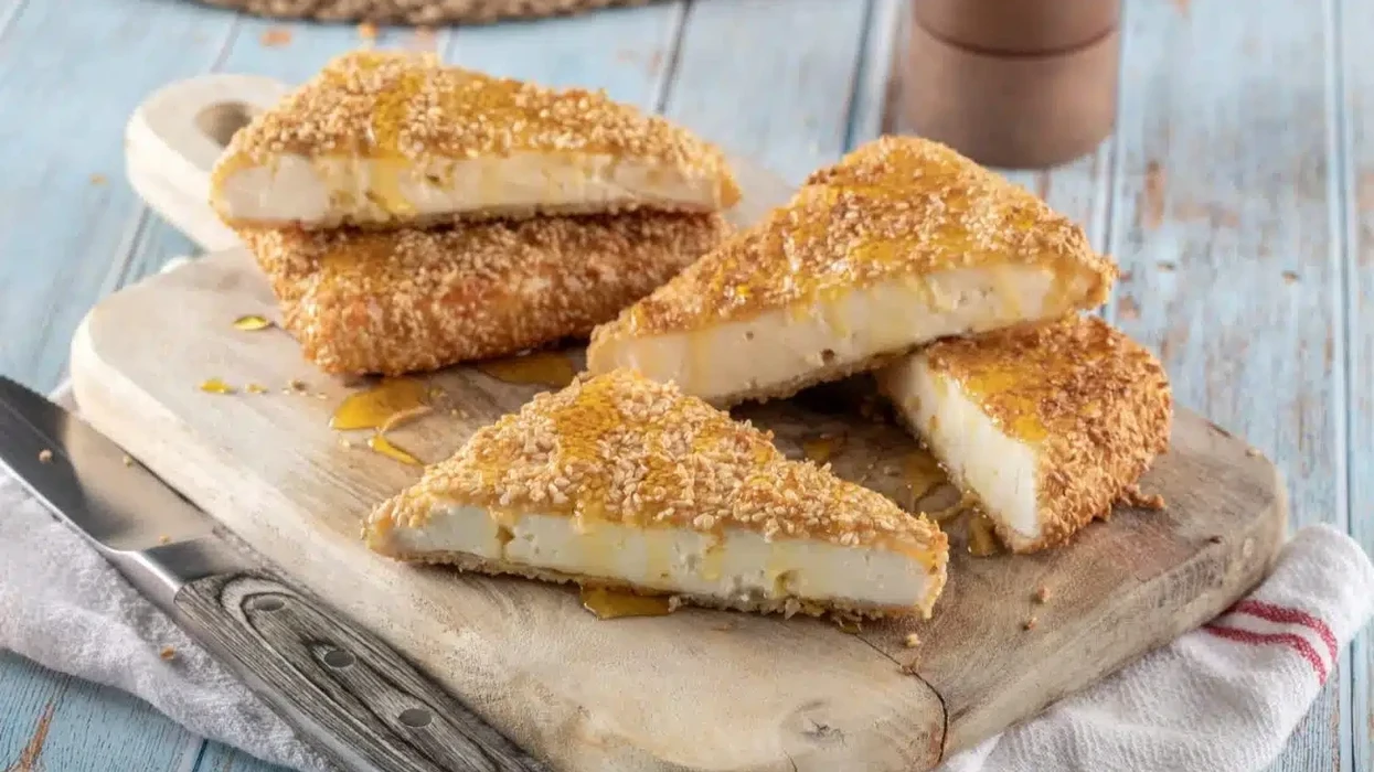 Feta siç nuk e keni provuar më parë – e artë dhe krokante jashtë, e butë brenda