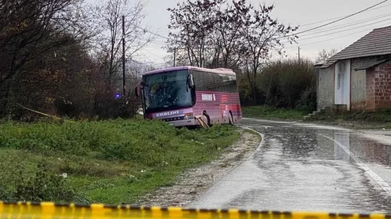 Vrasja e trefishtë në Gllogjan, tre të akuzuarit shpallen të pafajshëm