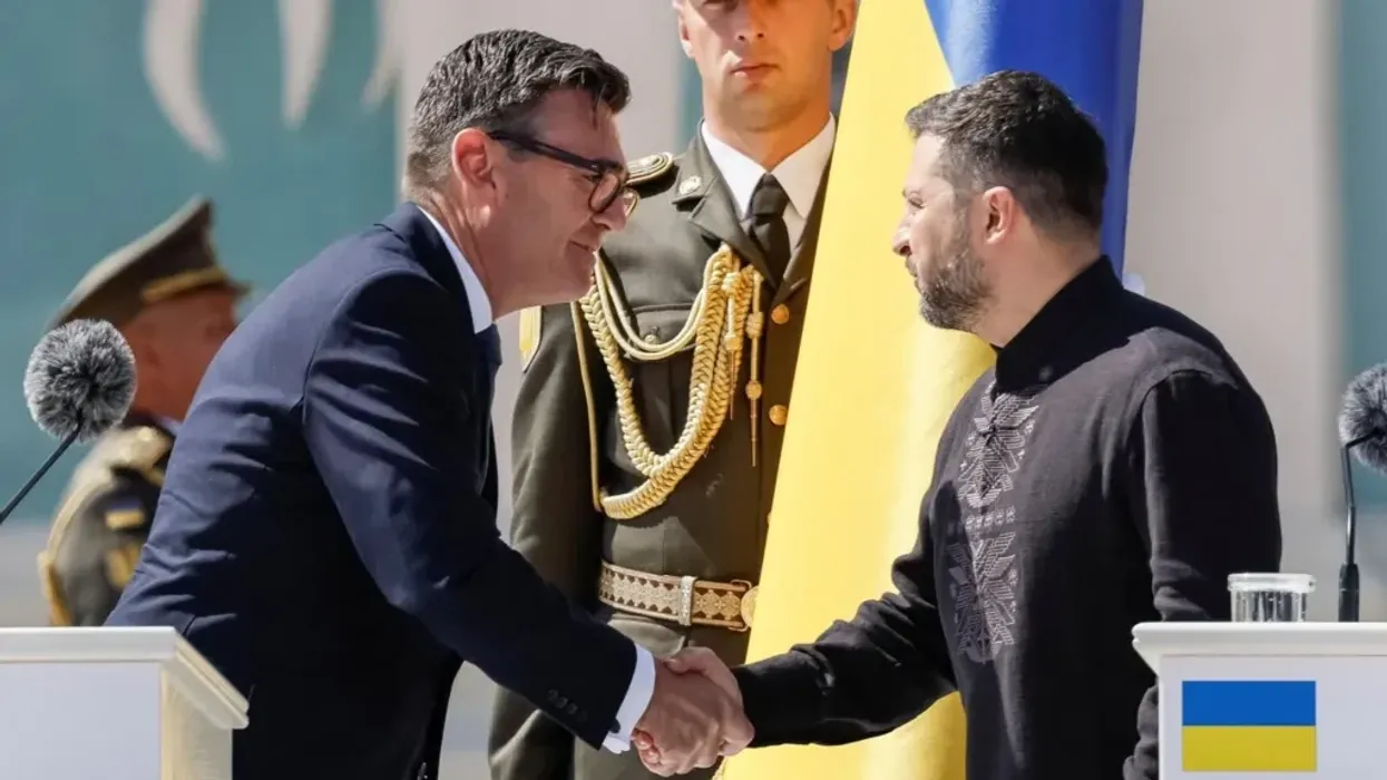 Burnham thekson tri pikat për të mbështetur Ukrainën Burnham thekson tri pikat për të mbështetur Ukrainën