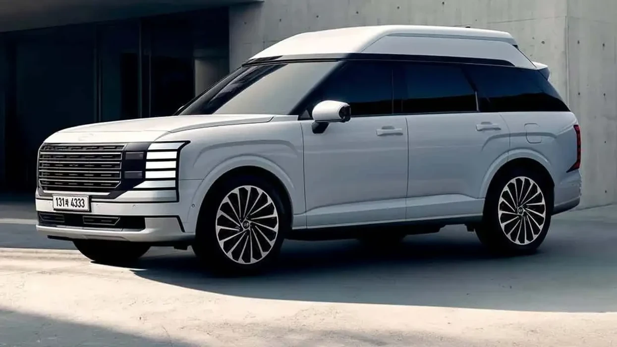 Hyundai e kthen Palisade në “sallon luksoz”: çati 24 cm më e lartë dhe ekran gjigant 21.4-inç