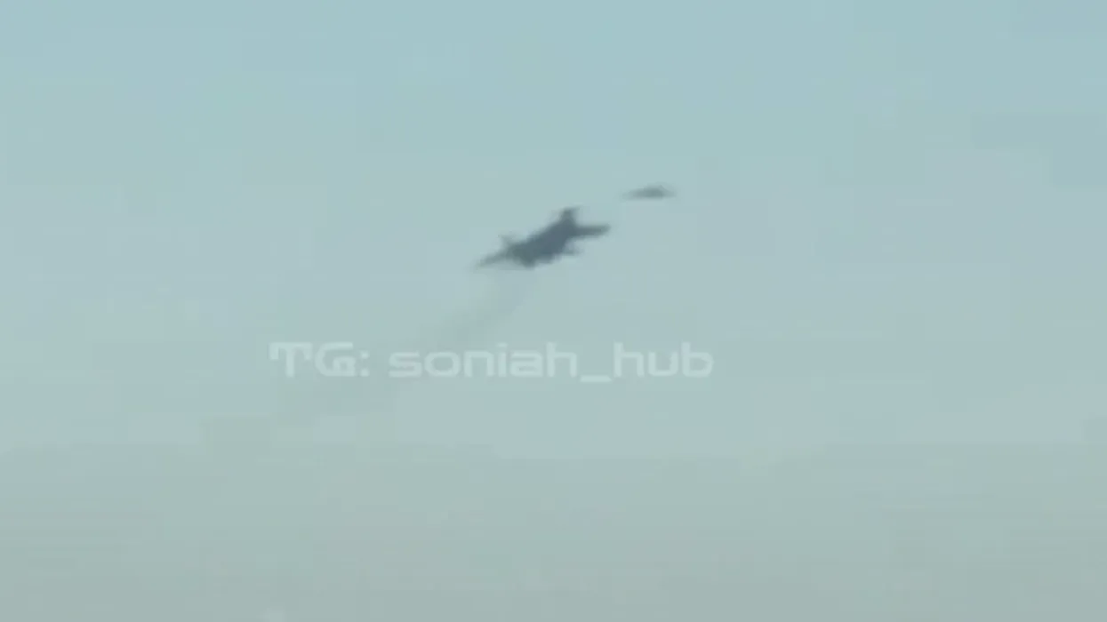 “Gjuetia në qiell”, MiG-29 ukrainas i afrohet për vdekje Shahed-it rus dhe e rrëzon pa e qëlluar “Gjuetia në qiell”, MiG-29 ukrainas i afrohet për vdekje Shahed-it rus dhe e rrëzon pa e qëlluar