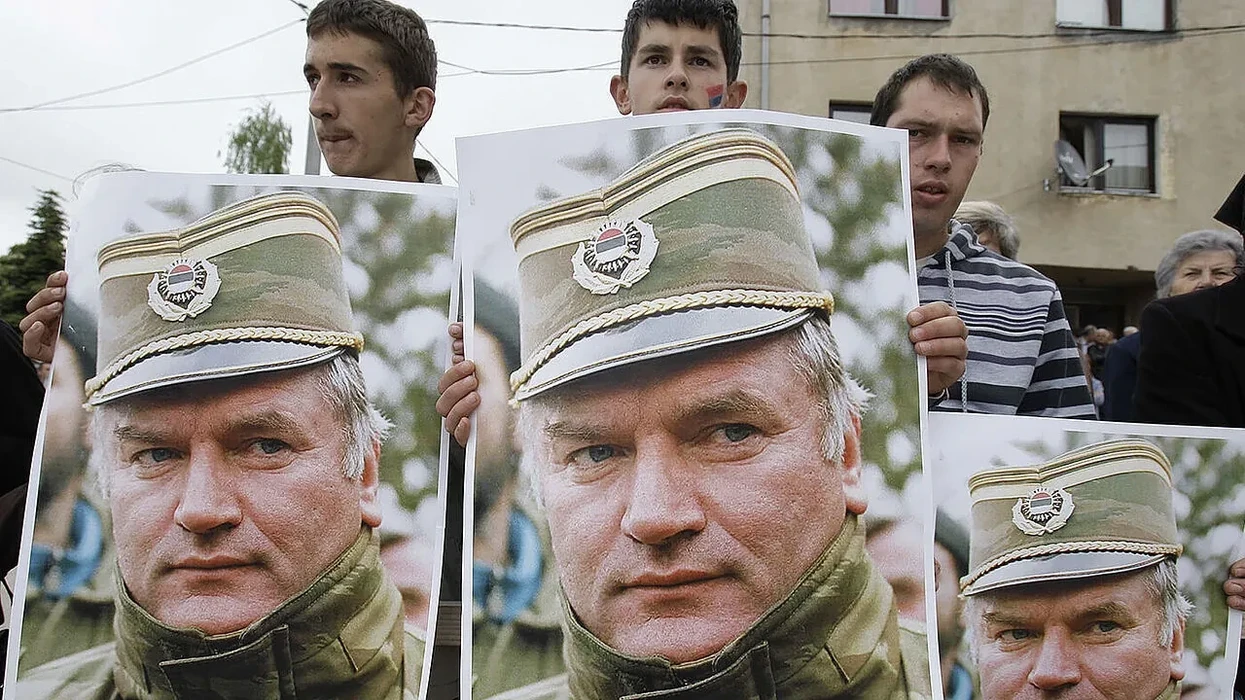 Prishtinë, Knin, Sarajevë, Srebrenicë: Rruga e kriminelit të luftës Ratko Mlladiq