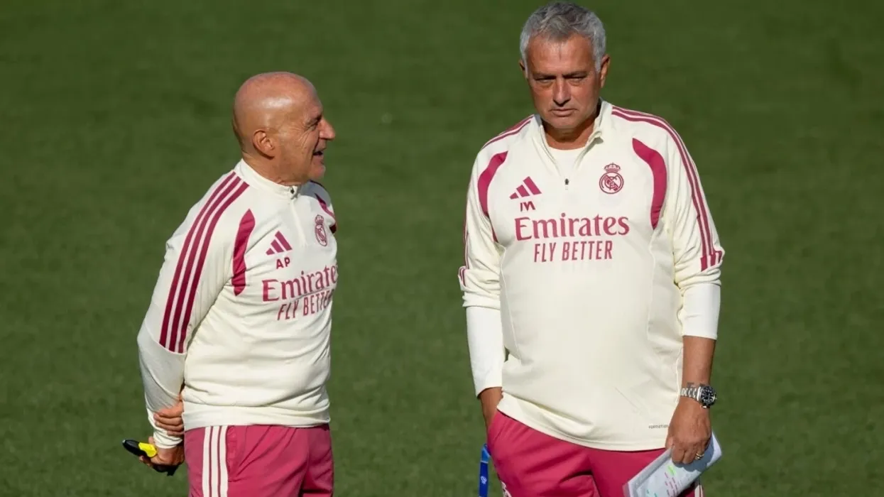Mourinho ua tregon drejtuesve emrin e mesfushorit që e do te Real Madridi Mourinho ua tregon drejtuesve emrin e mesfushorit që e do te Real Madridi