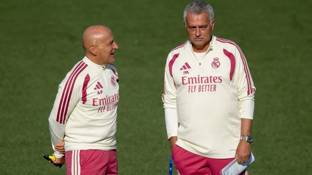 Mourinho ua tregon drejtuesve emrin e mesfushorit që e do te Real Madridi