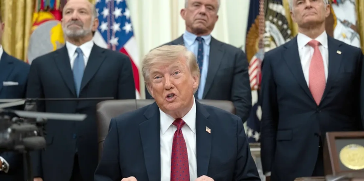 Trump po rishikon qëndrimin e SHBA-së për Ishujt Falkland