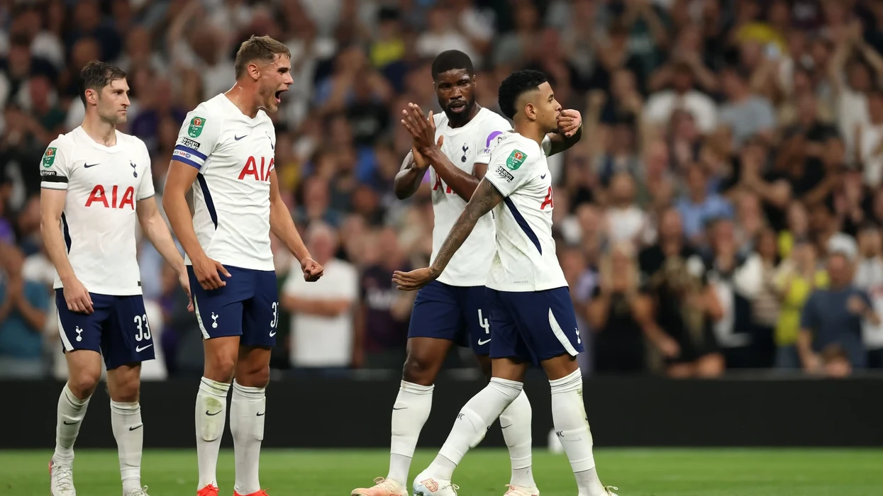 Tottenhami përfundon edhe dy transferime në ditën e fundit të afatit kalimtar