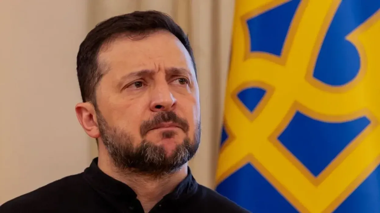 Zelensky paralajmëron kompanitë ajrore: “Hapësira ajrore e Rusisë po bëhet plotësisht e rrezikshme” Zelensky paralajmëron kompanitë ajrore: “Hapësira ajrore e Rusisë po bëhet plotësisht e rrezikshme”