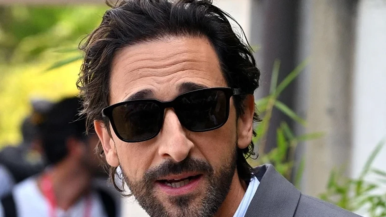 As dy çmime Oscar nuk e kanë ndryshuar, Adrien Brody fotografohet teksa udhëton me metronë e New Yorkut