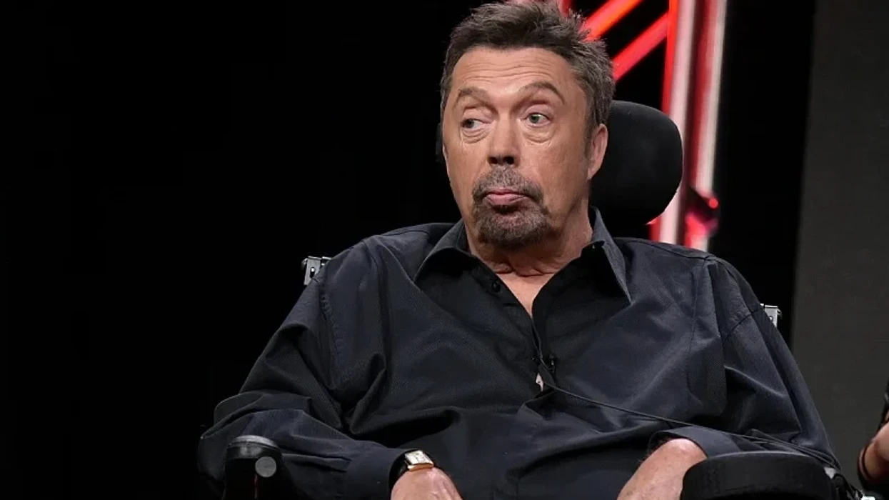 Mësohet shkaku i vdekjës së aktorit të njohur të Home Alone, Tim Curry