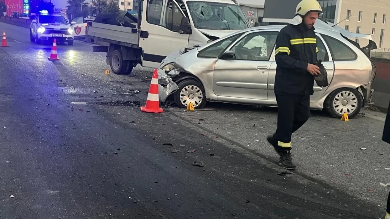Aksident tragjik në autostradën Durrës-Tiranë, një i vdekur