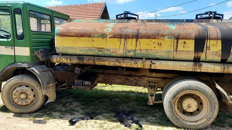 IMG 3c0200dd70586e8b20f1d340f94c842e V