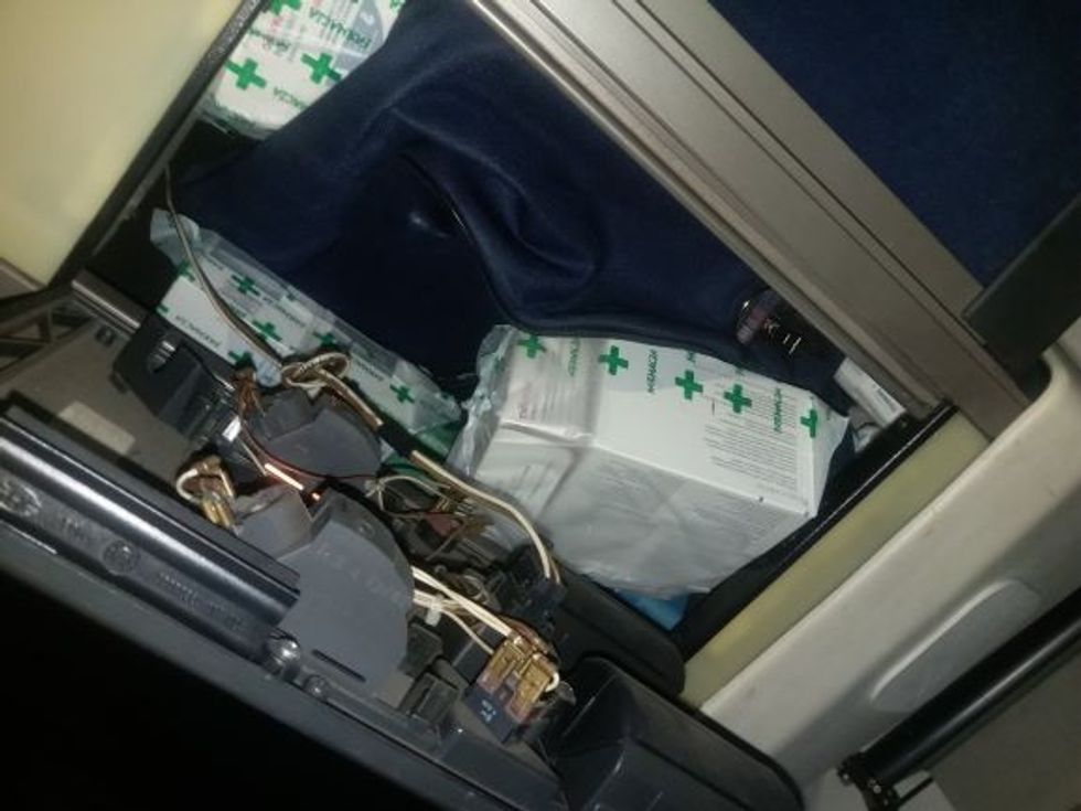 IMG 419f0d5e7e7d6c443a8d39d41da39a21 V