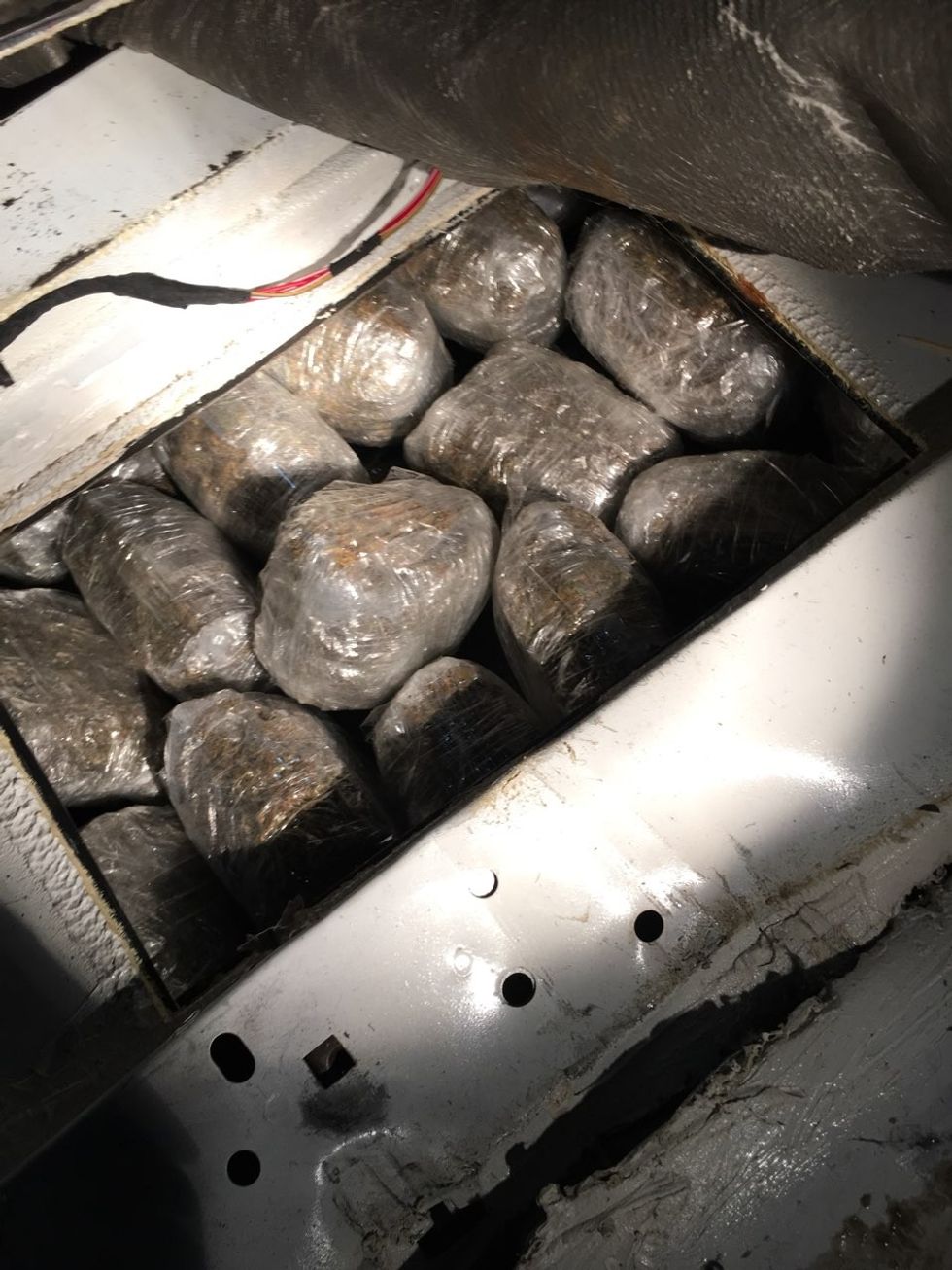 IMG 8fe3eae7b855443d6f032eabcdac7219 V