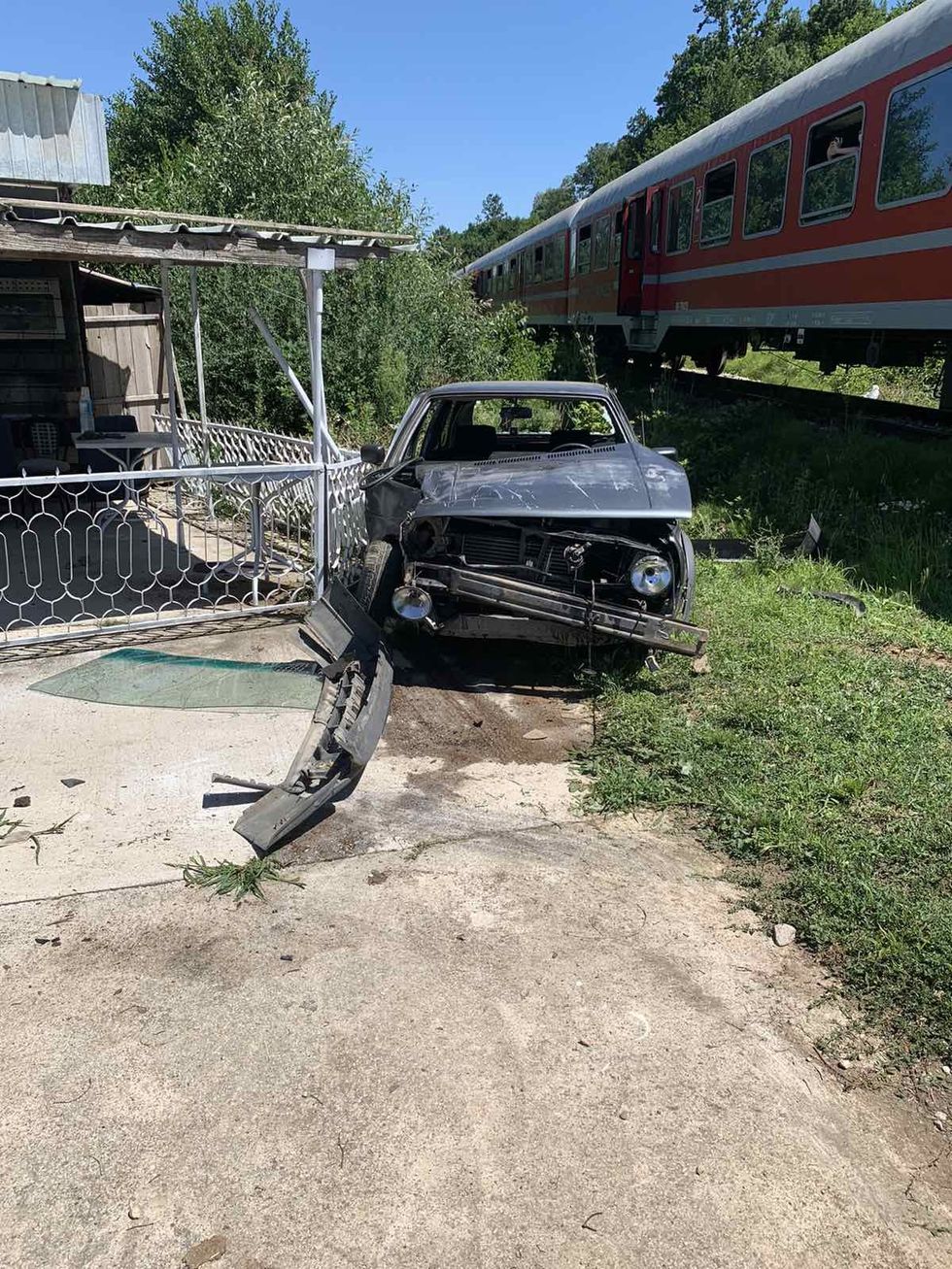 IMG 9193469b687ab04e78ea9fd2db7b8cc5 V