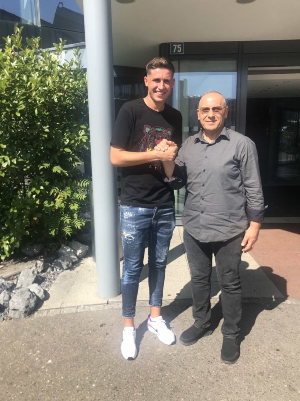 IMG b96b1a0ac550badf7d6cd0cf13a721b2 V