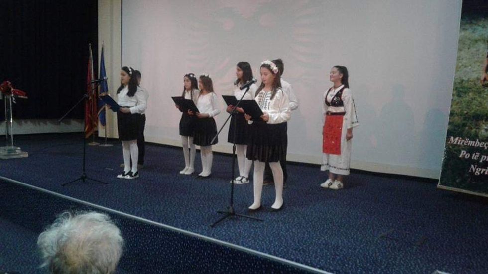 IMG d41e4db3b90cfec954ce98346a063522 V