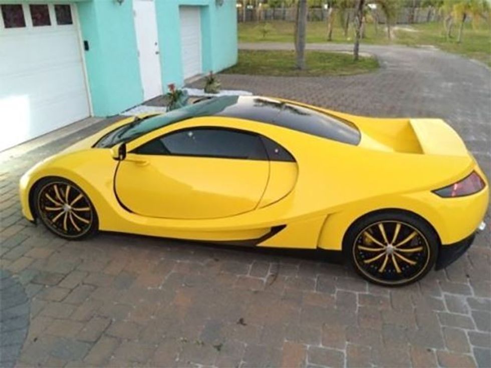 Imitimi i veturës që është përdorur në film del ne shitje me çmim shume te larte foto 3