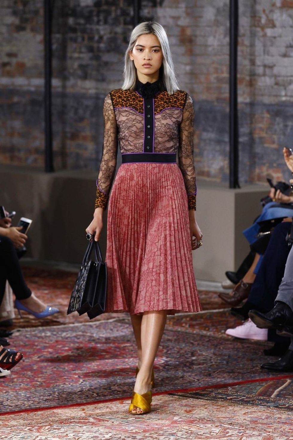 Impressive-collection-of-gucci-dresses-2016-20