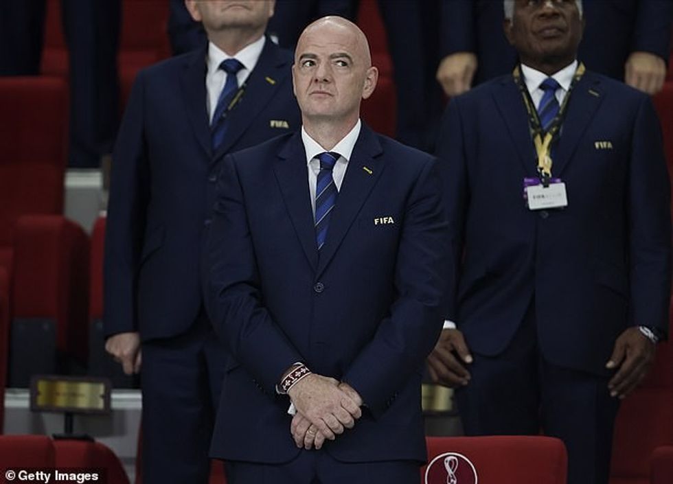 Infantino është i bindur se organizimi i Kupës së Botës në dimër të Evropës ka rezultuar një ndryshim i lojës