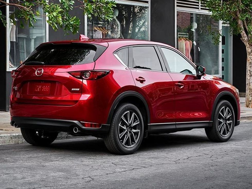 Inxhinierët po mundohen të largojnë zhurmën nga veturat e lira foto 3