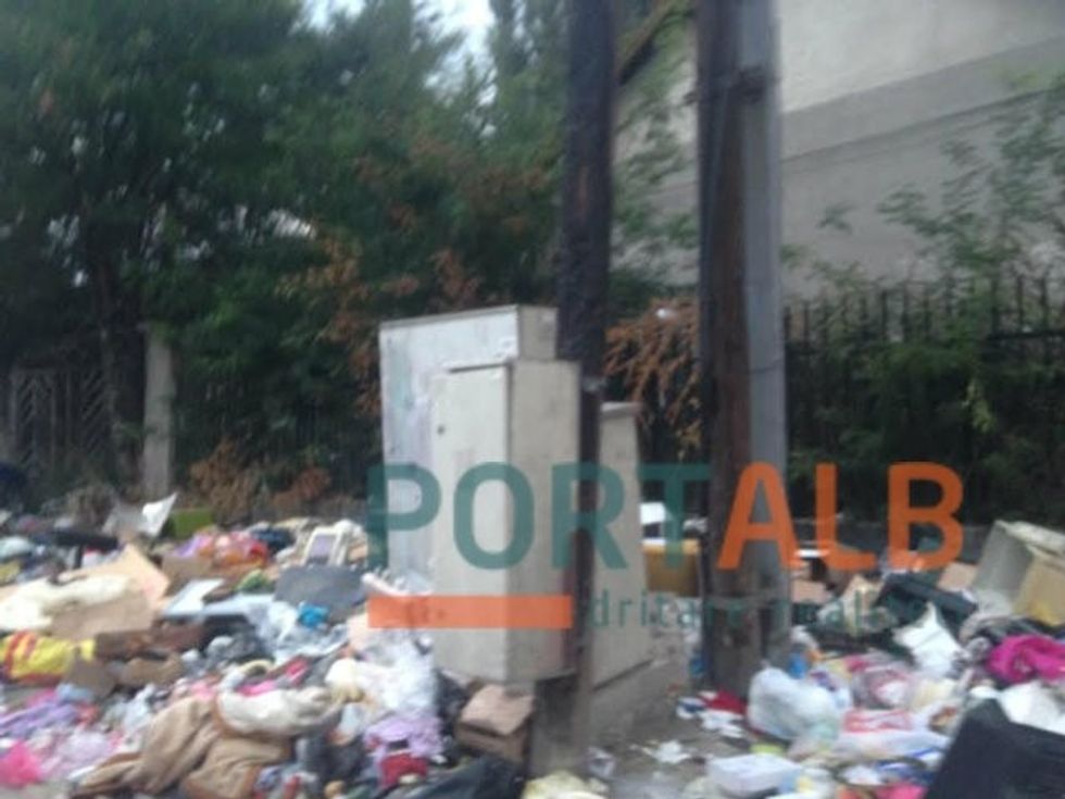 Ish kazerma Ilinden hapesira e Universitetit Nene T 3