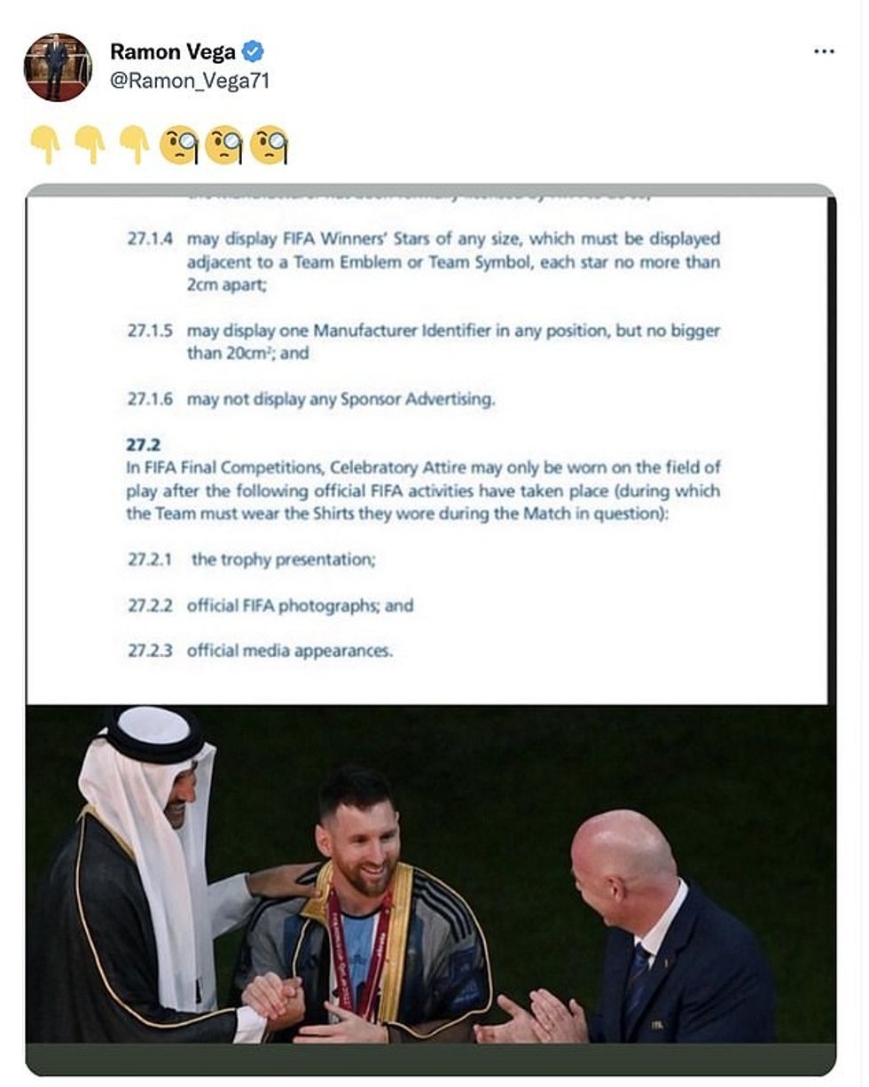 Ish-mbrojtësi i Spurs Ramon Vega tërhoqi vëmendjen për vendimin e FIFA-s për 'veshjet festive'.