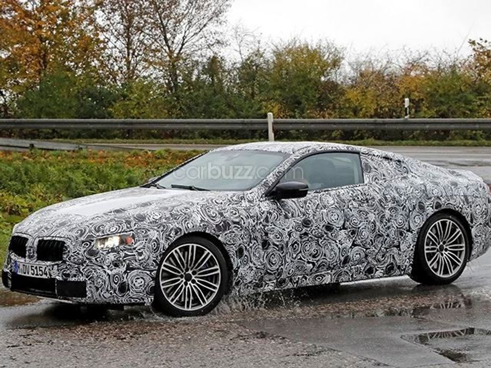 ishte-thene-se-6-series-do-te-hiqet-nga-prodhimi-por-eshte-pare-teksa-testohej-ne-rruge-foto-3