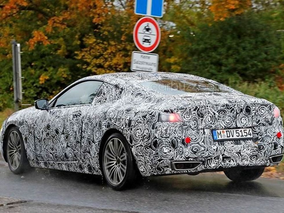 ishte-thene-se-6-series-do-te-hiqet-nga-prodhimi-por-eshte-pare-teksa-testohej-ne-rruge-foto-5