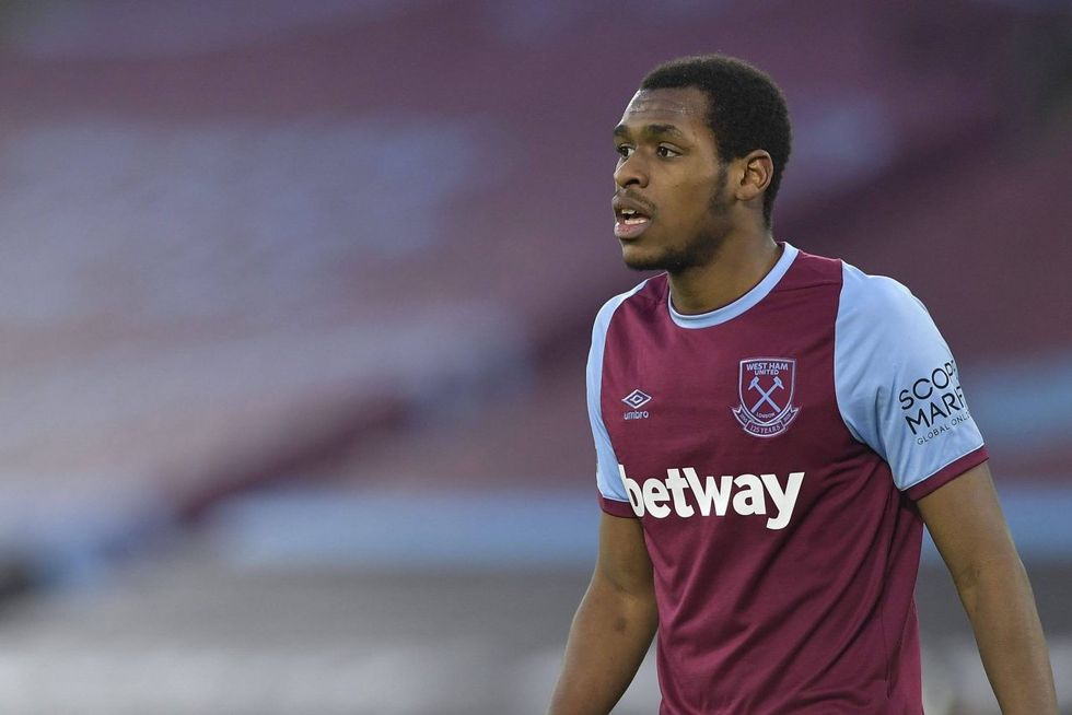 issa diop vers liverpool scaled e1612004361839