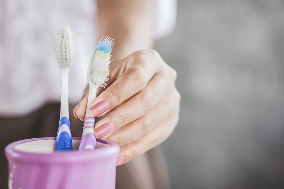 iStock 1145635331 toothbrush900