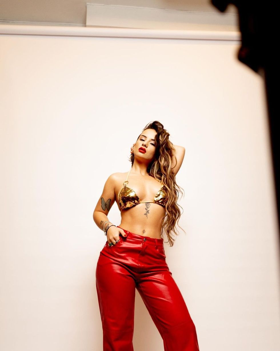 isyourgirlrina 263367033 390177102901397 6448436638048625382 n