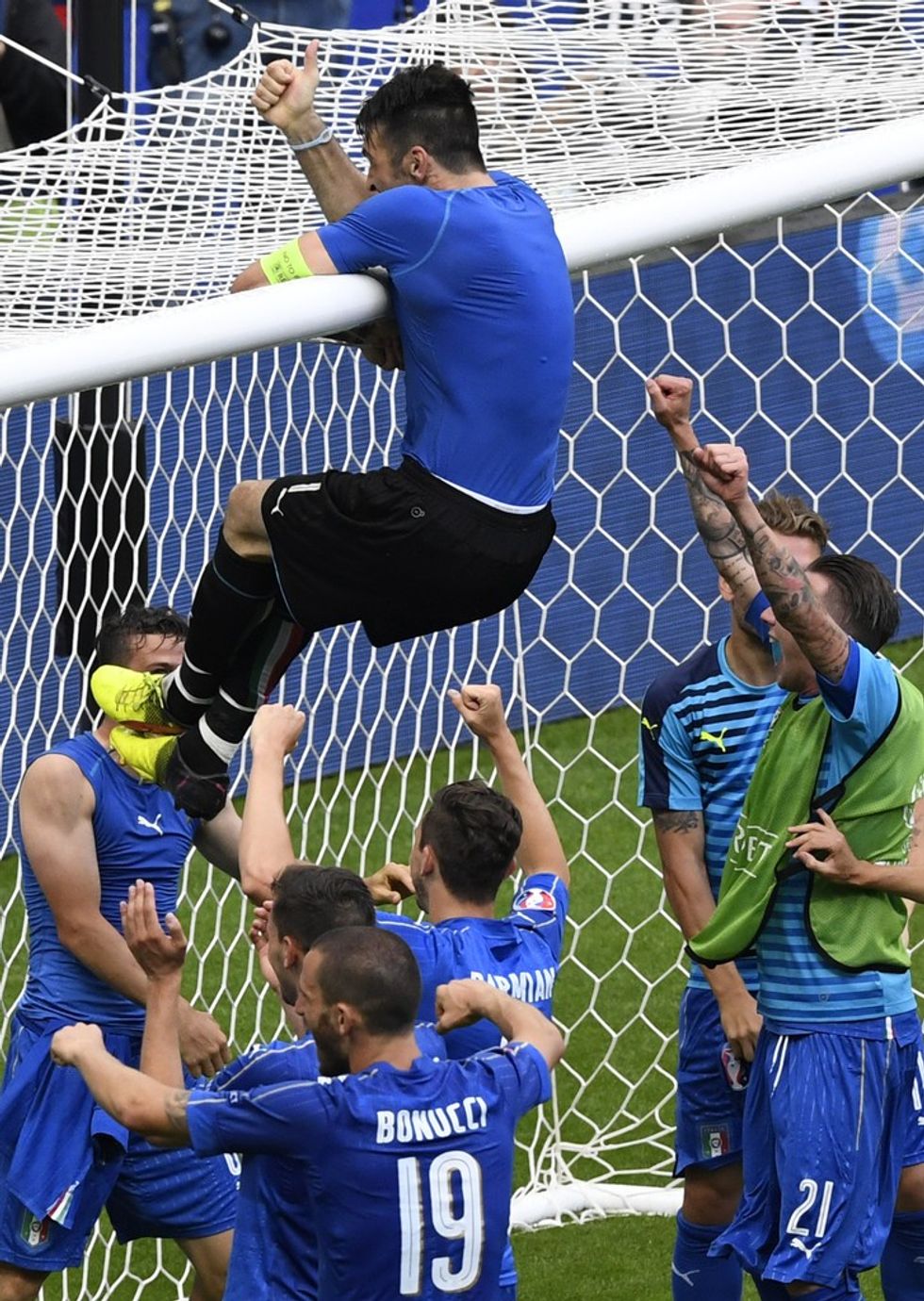 Italy+v+Spain+Round+16+UEFA+Euro+2016+PiJFLOIWMuCx