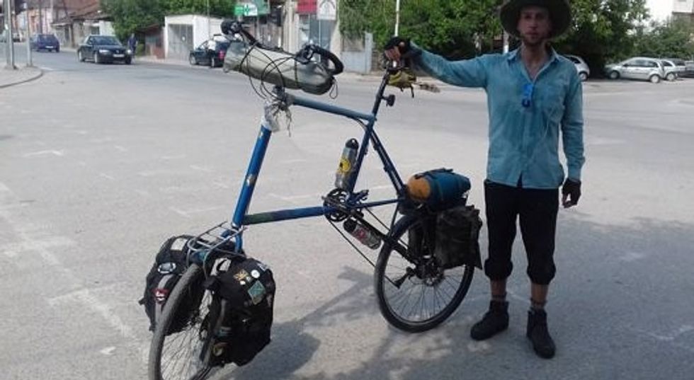 izraeliti qe vendosi ta shetis MQ me bic te vec