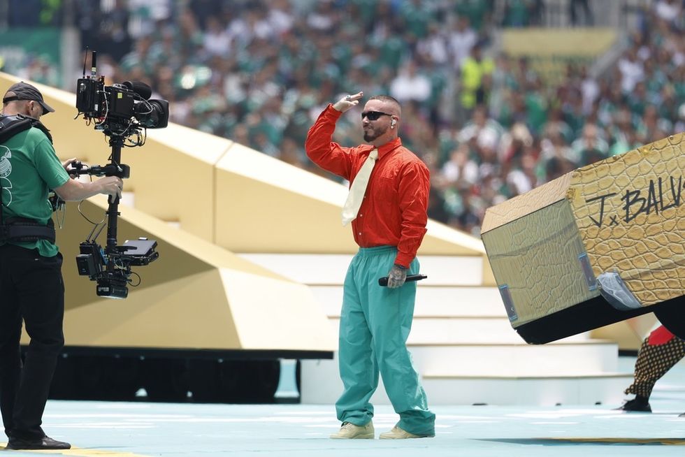 J Balvin performoi në ceremoninë hapëse të Kupës së Botës, s