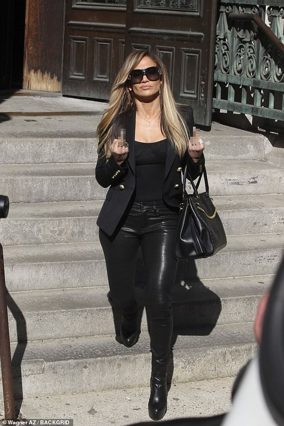 j1