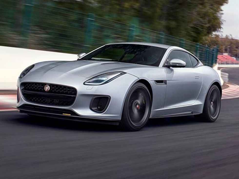 Jaguar F Type mund te jete shume me i kerkuar se Ferrari foto 4