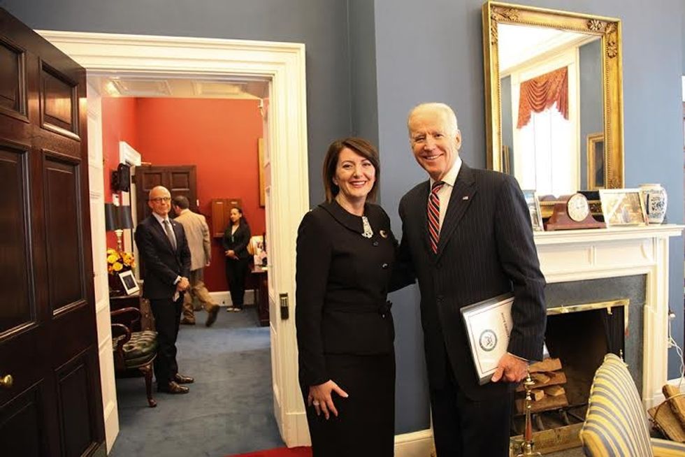 jahjaga-biden2