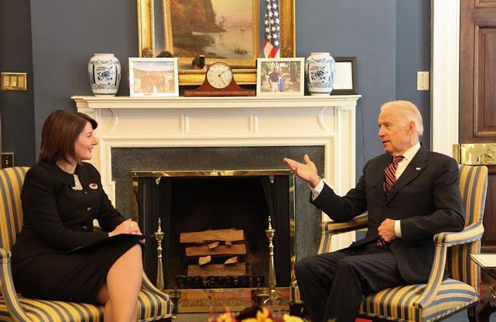jahjaga-biden3