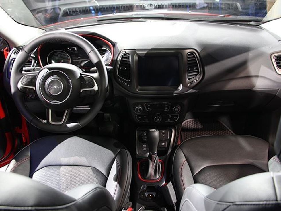 jeep-e-risjelle-modelin-compas-me-ndryshime-rrenjesore-foto-2