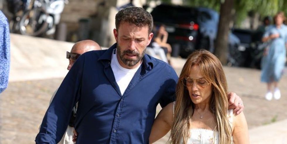 jennifer lopez and ben affleck seen near the river seine on news photo 1658593844