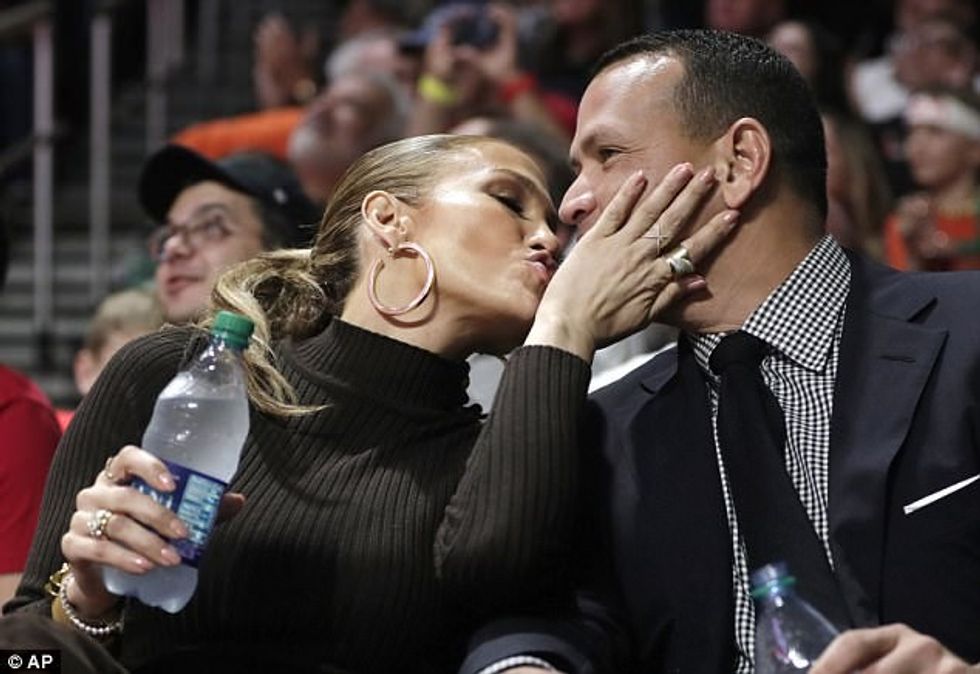Jlo3