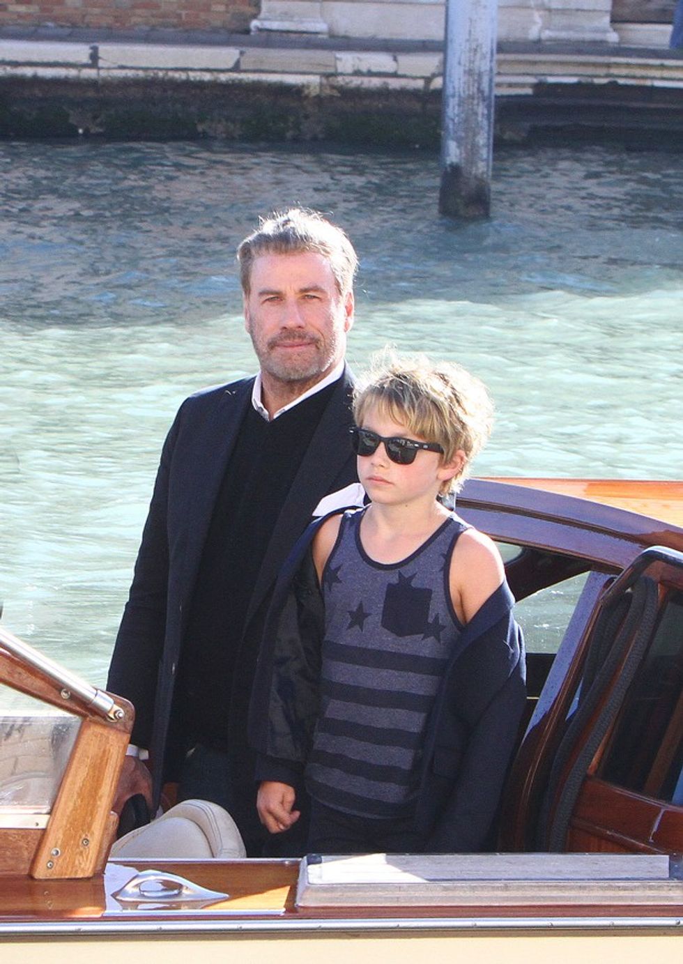 John Travolta Ben MEGA embed