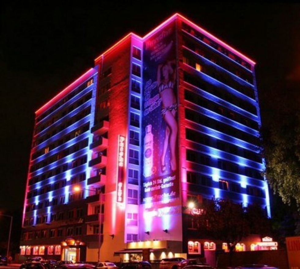 johnny come often 02