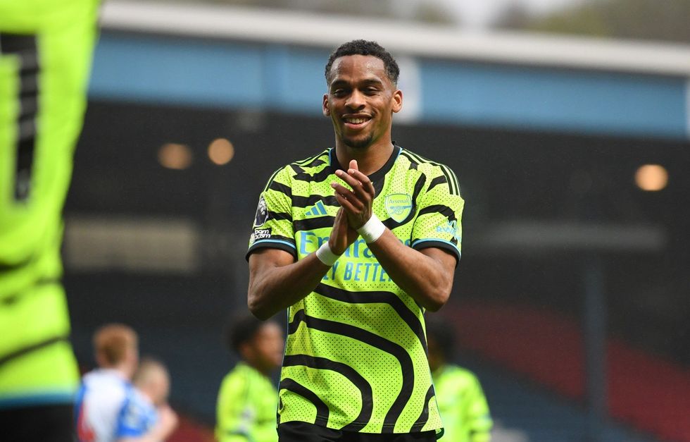 jurrien timber arsenal claps scorer 896128427 e1714472149144