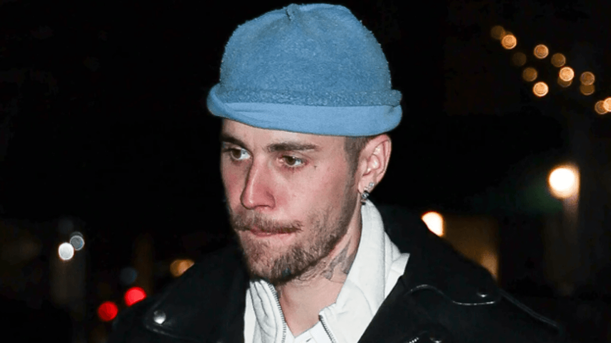 Pse fansat e Justin Bieber nuk i afrohen atij kur e shohin në publik? Pse fansat e Justin Bieber nuk i afrohen atij kur e shohin në publik?