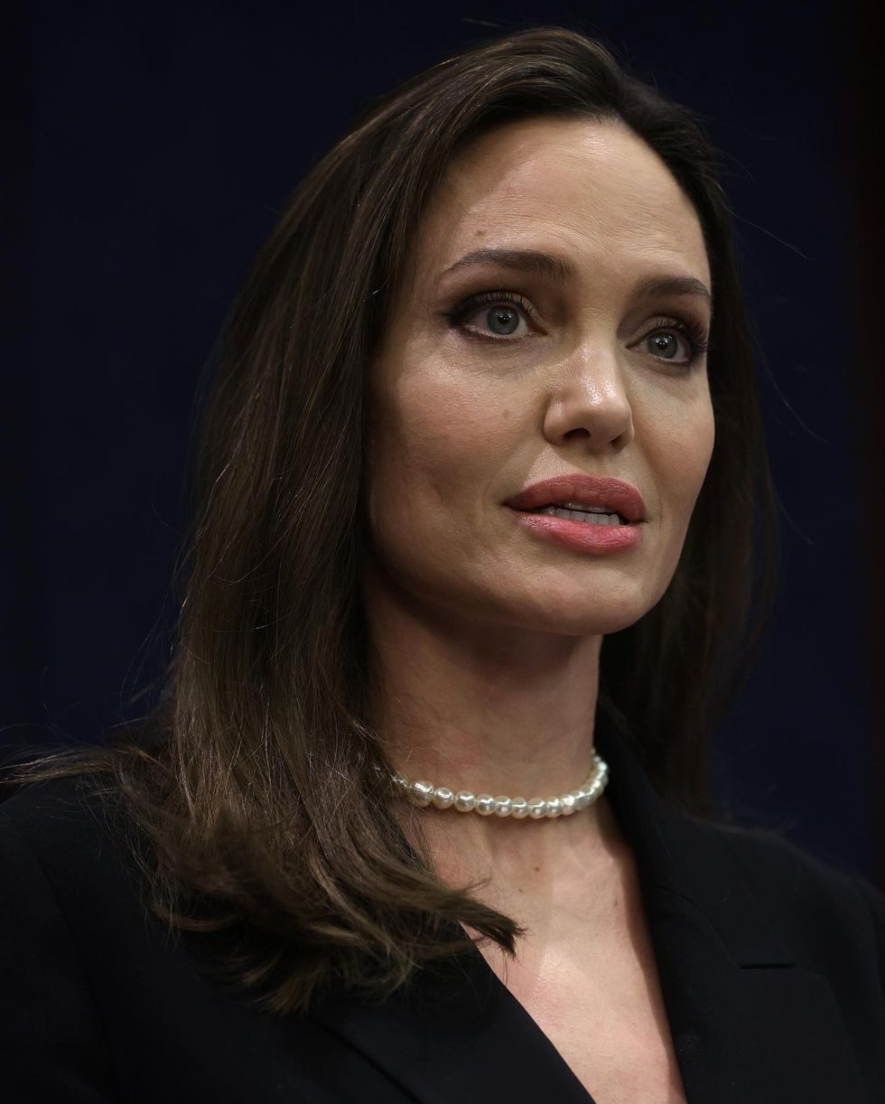 justjared 273733828 303775088481814 4868366682699143555 n