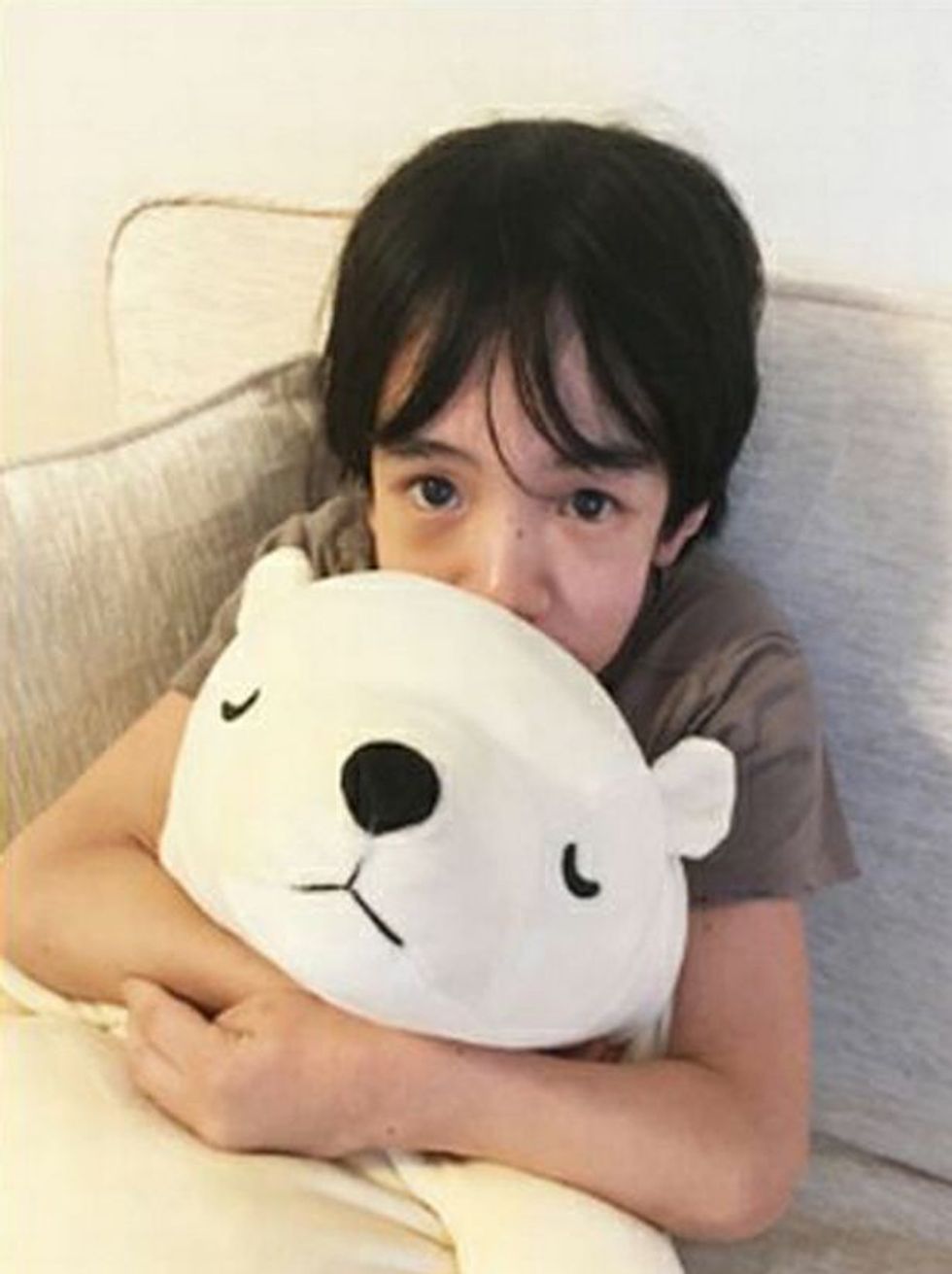 Ka të meta dhe duket si fëmijë hyri ne pornografi per te ndihmuar ata qe kane probleme foto 3