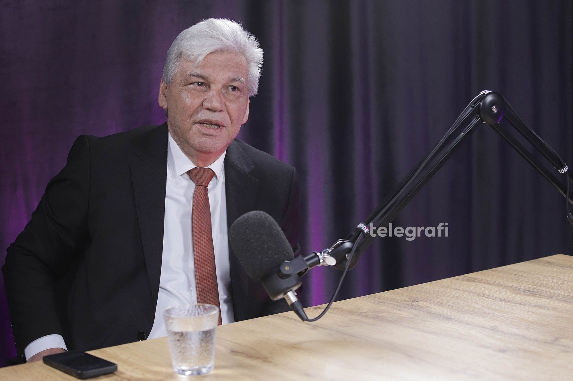 Kryeziu: Kosova duhet të shkojë në zgjedhje – Parlamenti ka dështuar në zgjedhjen e Presidentit Kryeziu: Kosova duhet të shkojë në zgjedhje – Parlamenti ka dështuar në zgjedhjen e Presidentit